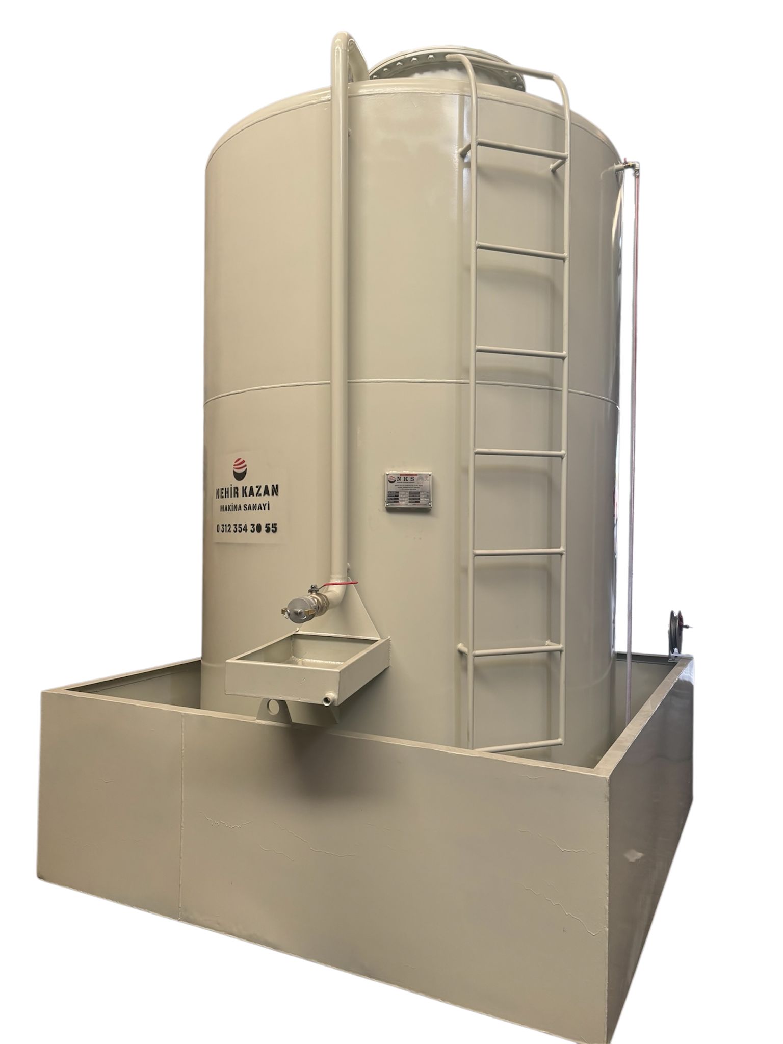 PINAR ENTEGRE TESİSLERİ 1 ADET 10.000 LİTRE TAVALI TEK CİDARLI DİK YAKIT TANKI SEKİYAT VE MONTAJI TAMAMLANMIŞTIR